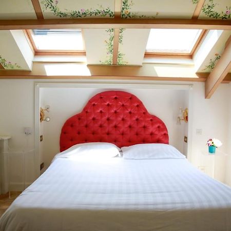 L'Echelle Rouge Aparthotel Cannes Exteriör bild